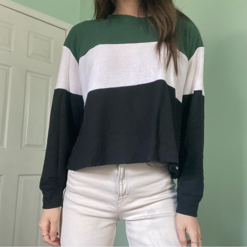 hollister top - Picture 1 of 5